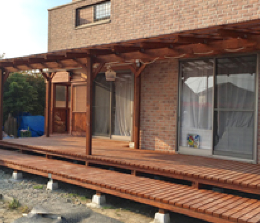 ウッドデッキ１